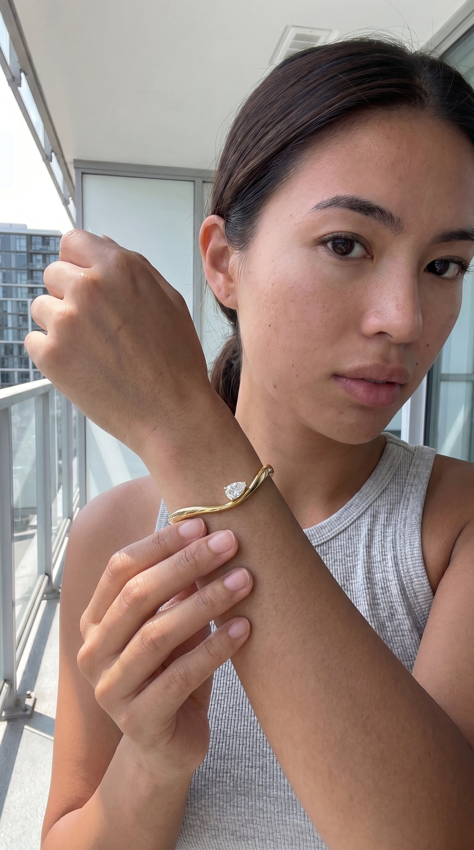 Solis Bangle