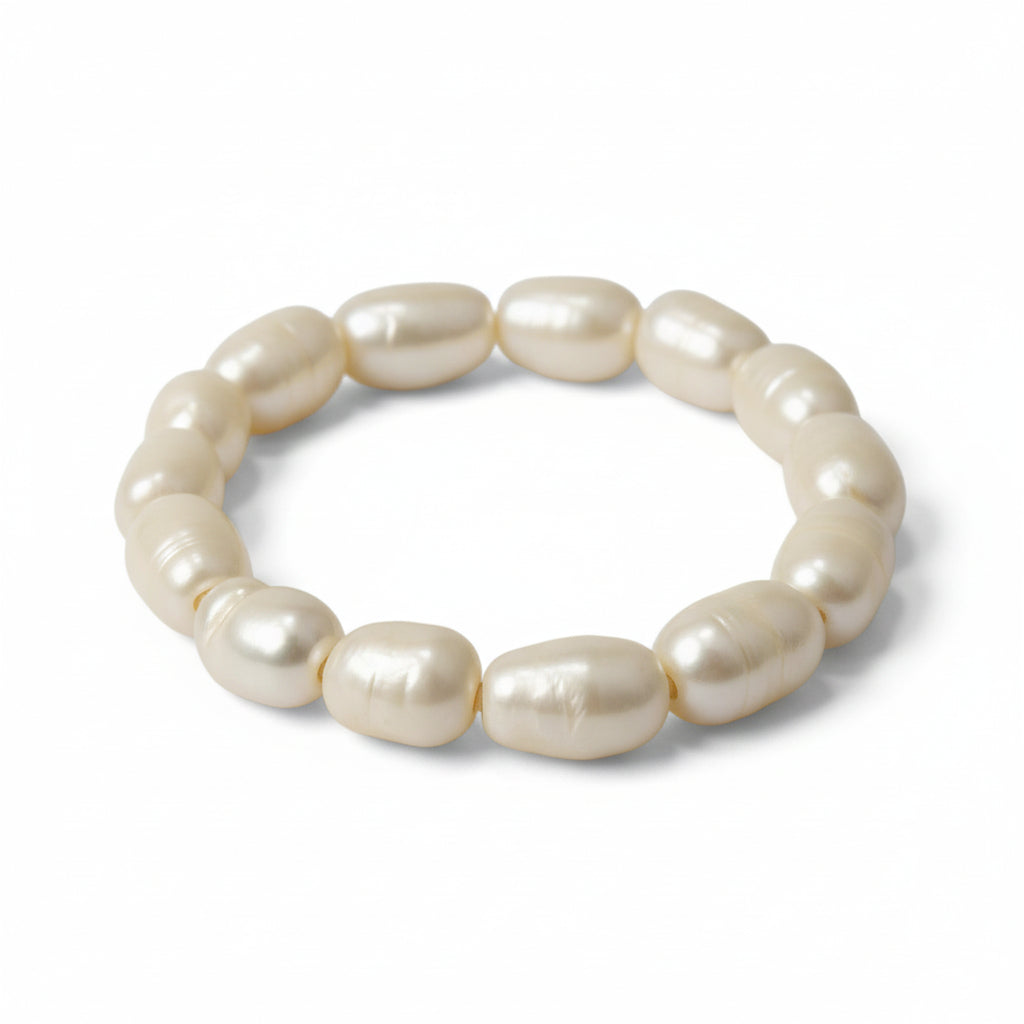 Pearl bracelet on a white background